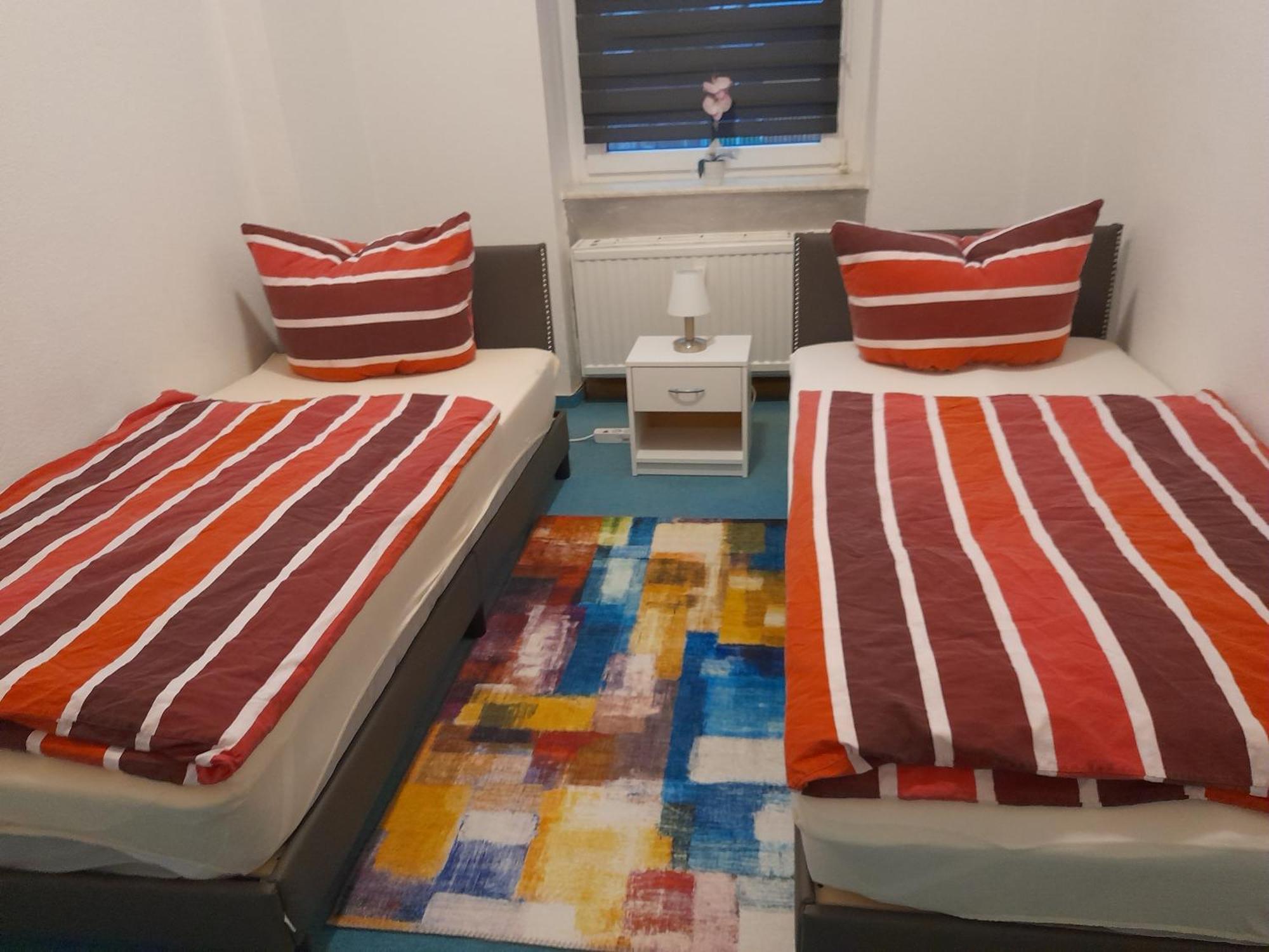 70 Qm Ferienwohnung Mit 2 Schlafzimmern Zwickau Extérieur photo
