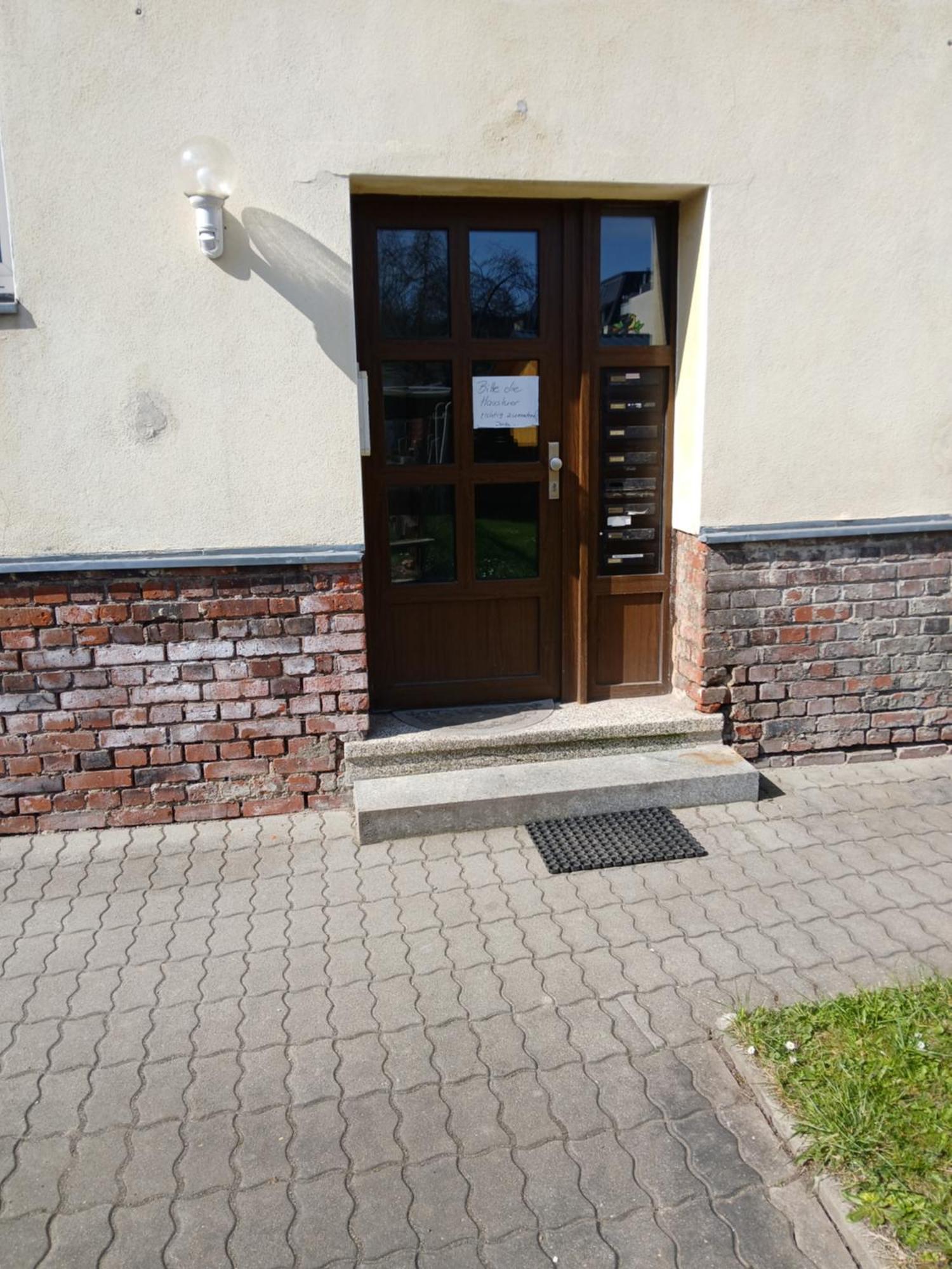 70 Qm Ferienwohnung Mit 2 Schlafzimmern Zwickau Extérieur photo